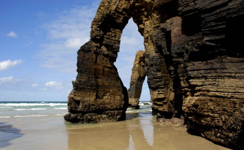 Playa de Las Catedrales: ساحل شگفت انگیز اسپانیا